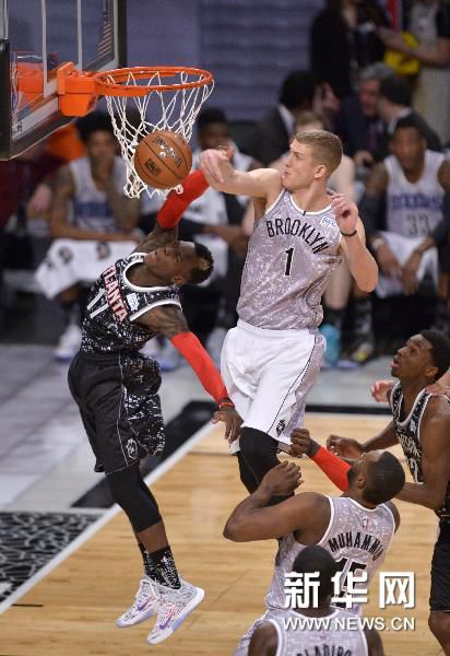 专家团在分 专家团在分