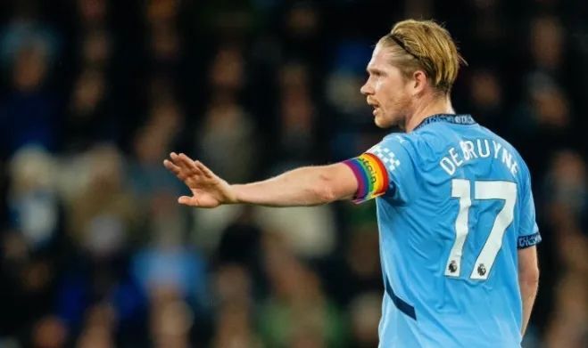 家队中的作 家队中的作